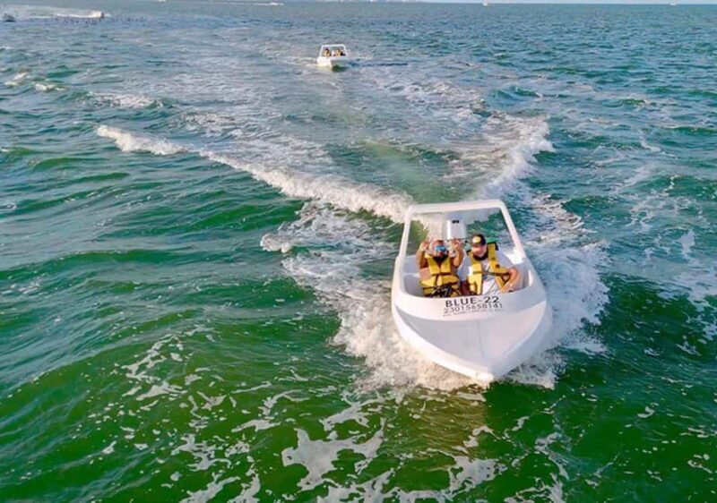 Cancun: Speed Boat Adventure in Nichupte Lagoon - FAQ