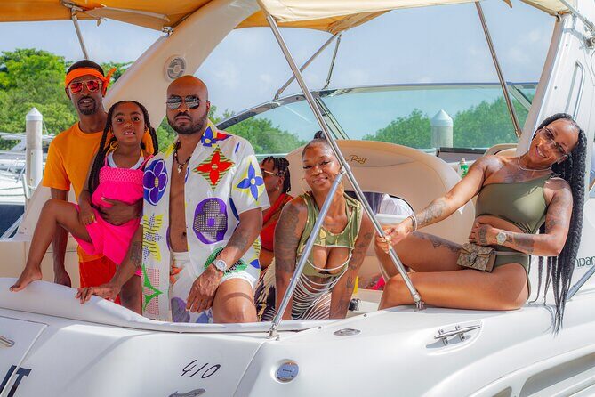 Cancun Yacht Rental for a private Caribbean Experience - Key Points