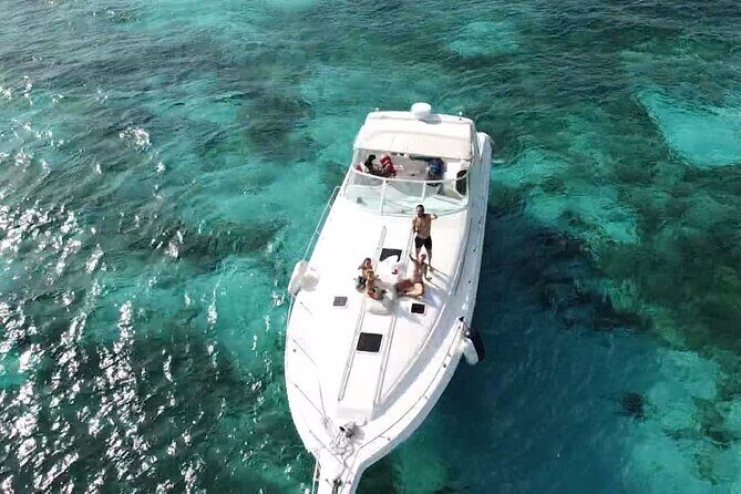 Cancun yachts rental BEATIFUL YACHT 46FT, 15 PAX MAX 25P6 - Relaxing on the Water: Our Honest Take on the Cancun Yachts Rental Experience