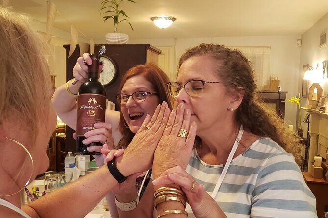 Candle Pouring Soiree - Exploring the Details of the Candle Pouring Soiree