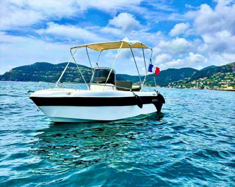 Cannes: Boat trip without a license to the Lerins Islands - Discovering the Lerins Islands by Boat: What to Expect