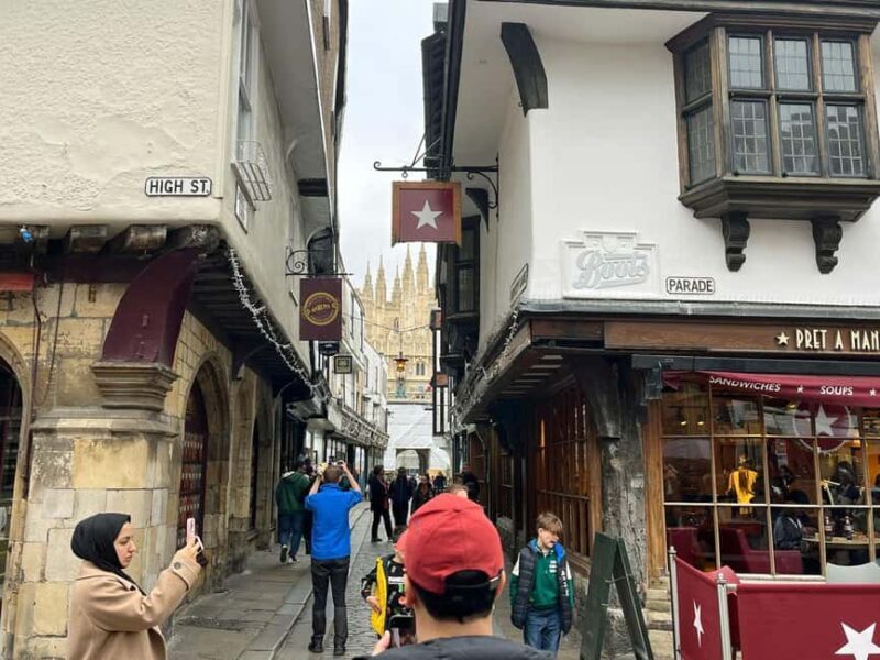 Canterbury: Private 2hr Walking Tour with Green Badge Guide - Key Points