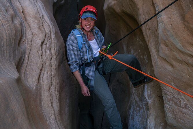 Canyoneering Adventure Near Lake Powell - What Is Canyoneering Near Lake Powell?