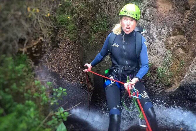 Canyoning Experience in Gran Canaria (Cernícalos canyon) - What is the Canyoning Experience in Gran Canaria?