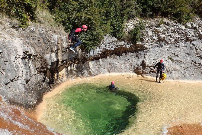 Canyoning for family and kids in Sierra de Guara - An In-Depth Look at Canyoning in Sierra de Guara