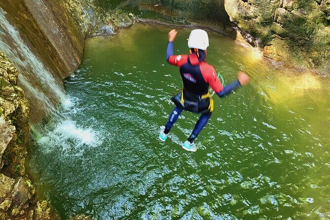 Canyoning Grenoble The Versoud canyon - A Closer Look at the Versoud Canyon Experience