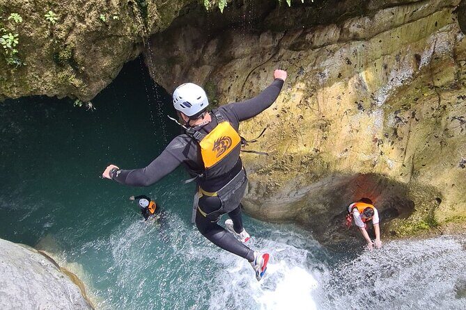 Canyoning in Matacanes : Rappelling, Jumping and Natural Slides - The Experience Breakdown