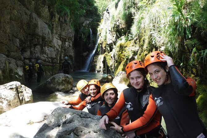 Canyoning in the Pyrenees - The Experience: Pros and Cons