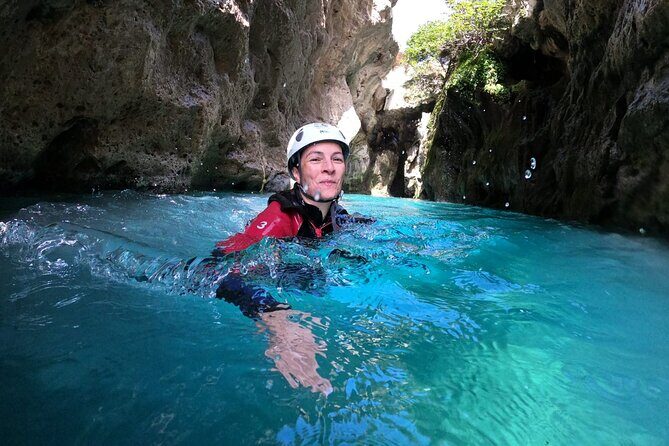 Canyoning in the water - Kourtaliotiko Gorge - Duration and Group Size
