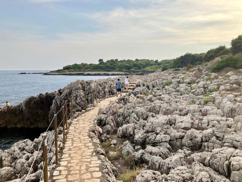 Cap dAntibes: Interactive Walking Tour with Quiz & Photos - FAQs