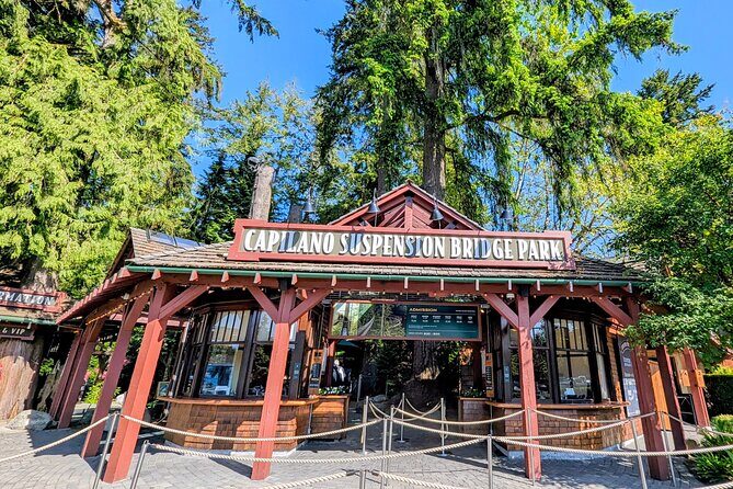 Capilano Suspension Bridge, Lynn Canyon & Capilano Hatchery Tour - The Experience in Detail