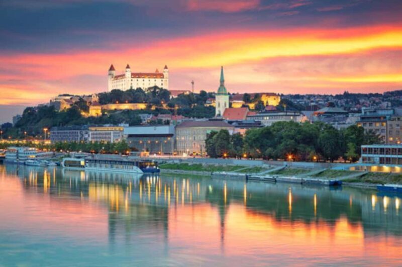 Capital Rush: Explore Bratislava & Budapest - Key Points