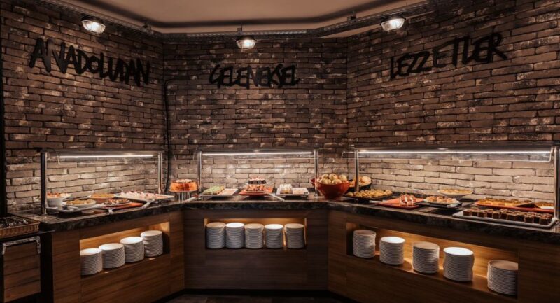 Cappadocia: All-Inclusive Lunch with Table Reservation - Who Should Consider This Experience?