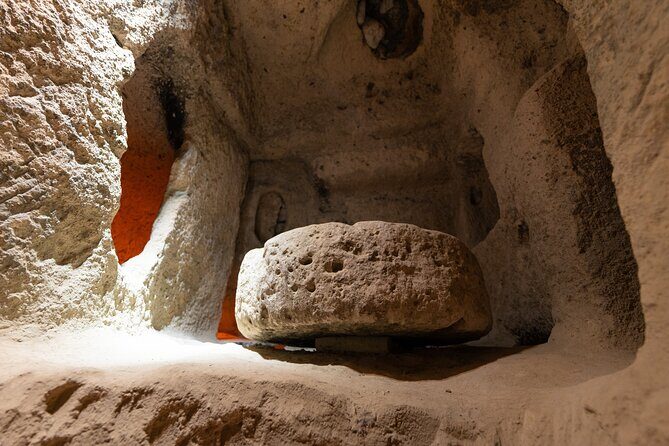 Cappadocia Guided Red Tour with Lunch & Entrance Fees - What Makes This Tour Stand Out?