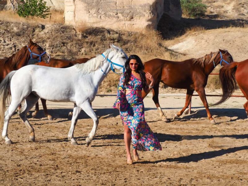 Cappadocia: Horse Ranch Photoshoot with Edited Photos - Visualizing the Experience