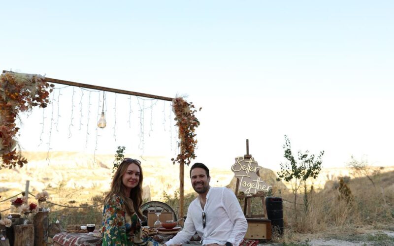 Cappadocia: Love Valley Proposal Service with Transfers - The Highlights of the Experience