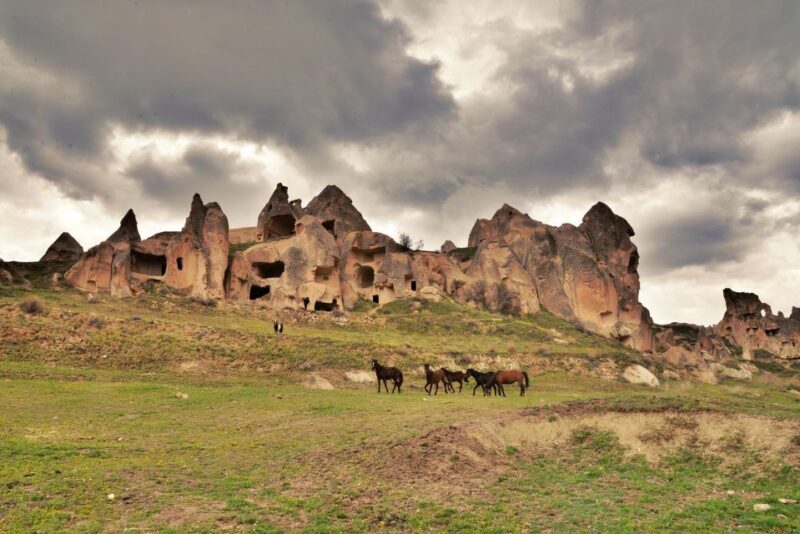 Cappadocia: Private Cappadocia Tour with Lunch - Exploring the Land of Fairy Chimneys and Cave Churches