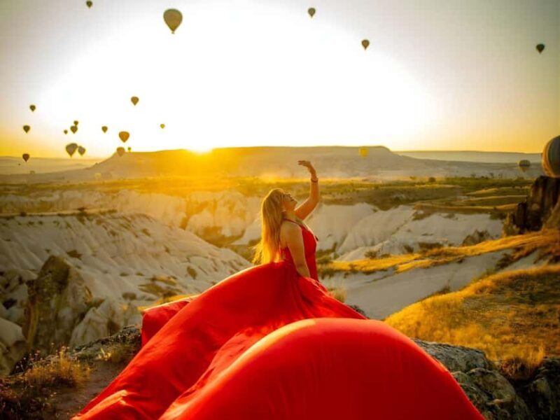 Cappadocia: Private Photo Shoot with Flying Dress & Horses - Key Points