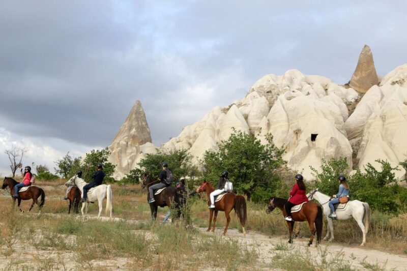 Cappadocia: Sunset Horse Trek Through the Valleys - What to Expect from the Sunset Horse Trek