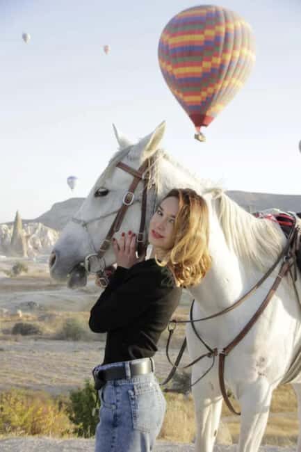 Cappadocia: Sunset Horseback Riding Tour with Transfer - Riding Through Sword Valley