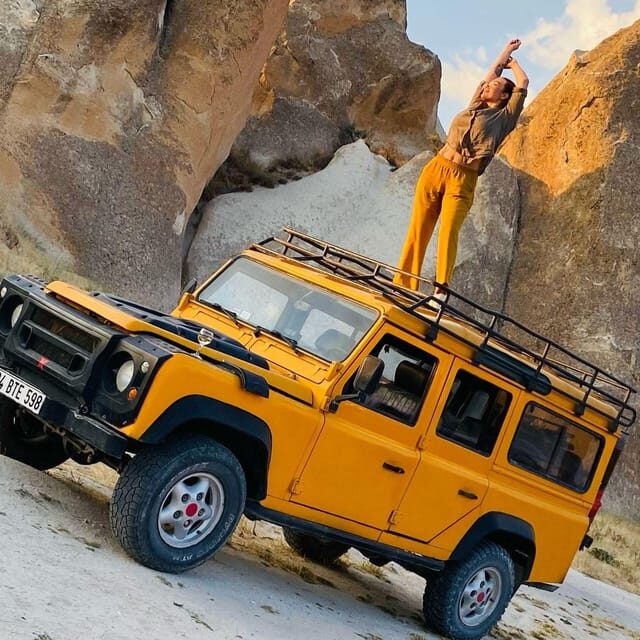 Cappadocia: Sunset Jeep Safari Tour with Champagne - The Experience: Highlights and Realities