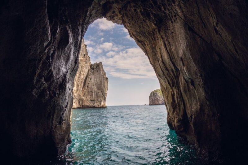 Capri: 2-Hour Boat Tour with Happy Hour - Who Is This Tour Best For?