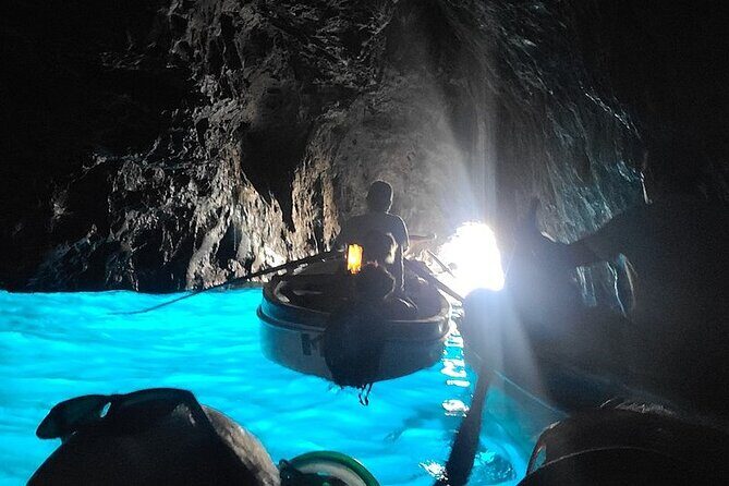 Capri Blue Grotto Small-Group Boat Day Tour From Sorrento - The Return Journey and Refreshments