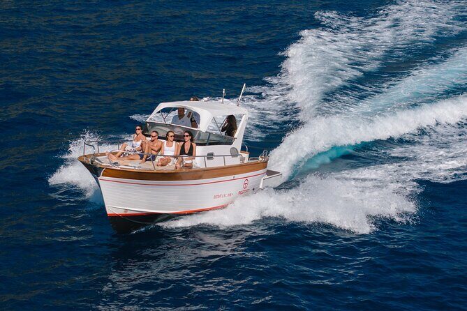 Capri Boat Tour from Sorrento on a Gozzo 25ft boat - FAQs