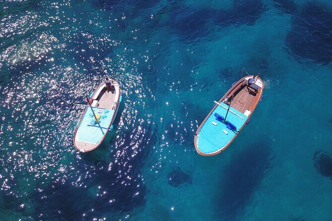 Capri Boat tour in 3 hours - A Deep Dive into the 3-Hour Capri Boat Tour