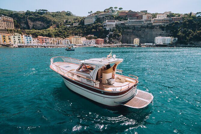 Capri Dolce Vita Half Day Boat Tour Sorrento, Capri, Blue Grotto - FAQs
