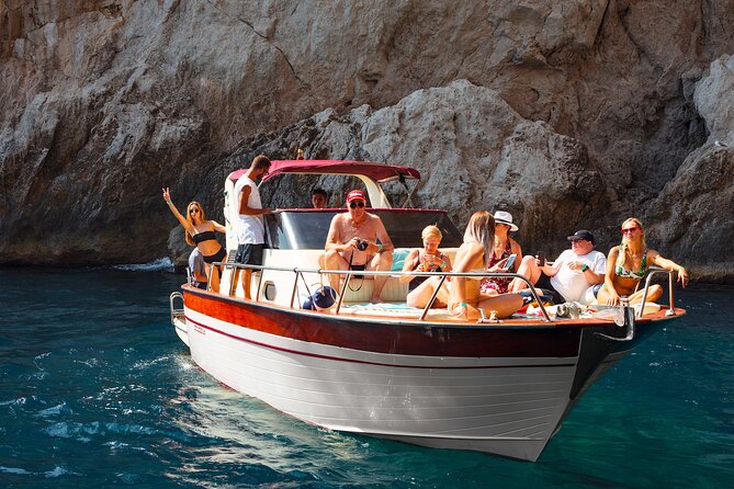 Capri Guided Boat Experience with Island Exploration and Transfer - Faraglioni Rocks: The Photo Stop You’ll Actually Appreciate