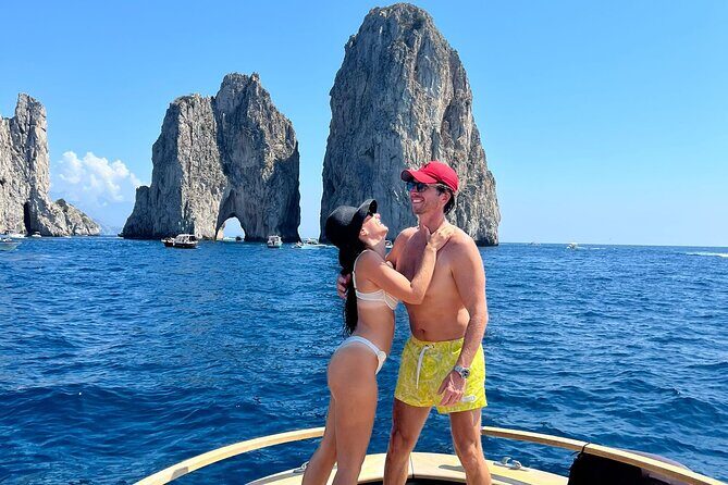 Capri Premium Boat Tour and City Visit Free Bar and Aperitif - The Itinerary: A Deep Dive