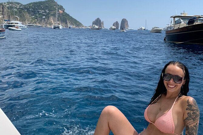 Capri Private all inclusive Boat Tour with City Exploration - Wrapping It Up