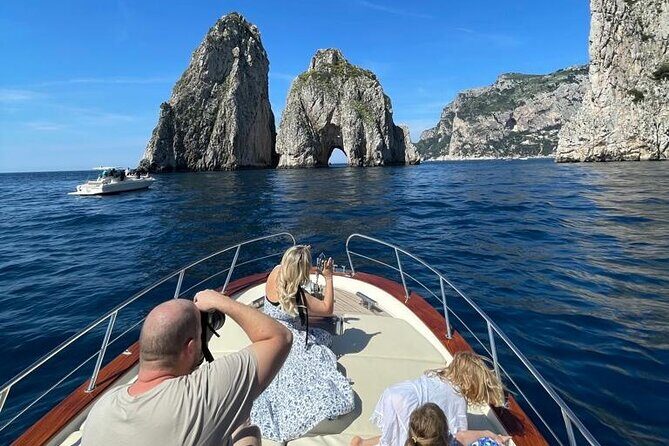 Capri Private Boat Tour from Positano or Praiano - Why Choose This Capri Boat Tour?