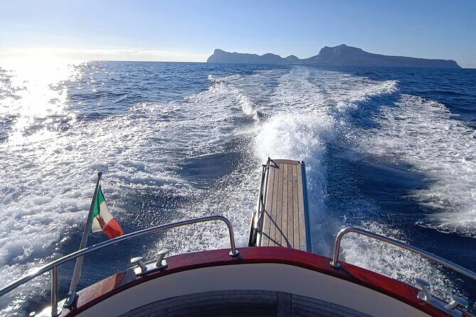 Capri Samba Boat Tour, Sail in Style by Boat. - The Overall Value