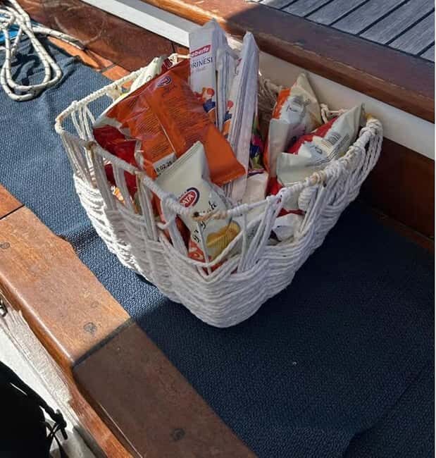 Capri: Scenic Boat Tour with Swimming, Limoncello & Snack - Group Size, Comfort, and Timing