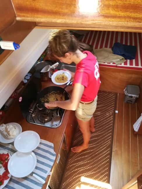 Capri: Shared Boat Tour with Cooking Class and Snorkeling - Key Points