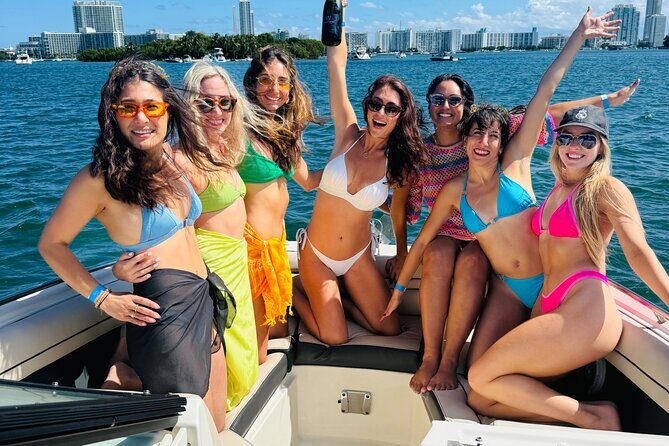 Captained Miami Private Party and Swimming with Champagne!!! - Key Points