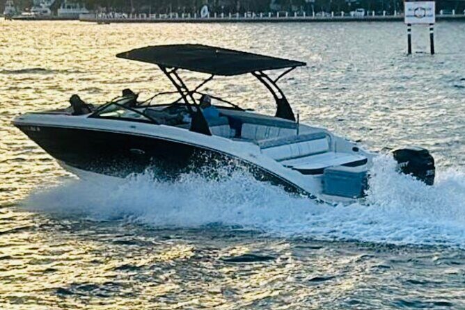 Captained Miami Private Party and Swimming with Champagne!!! - Who Will Love This Tour?