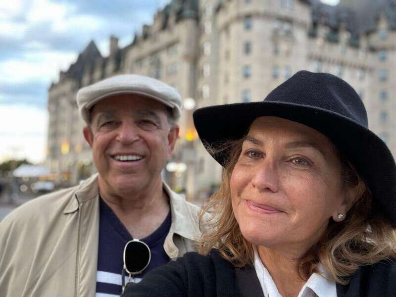 Captivating Ottawa Walk: Historic and Cultural Highlights - An In-Depth Look at the Ottawa Experience