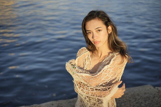 "Capture Memories: One-Hour Photography Experience at Waikiki" - Key Points