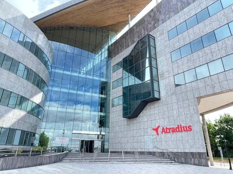 Cardiff: Doctor Who Cardiff Bay Walking Tour - Key Points