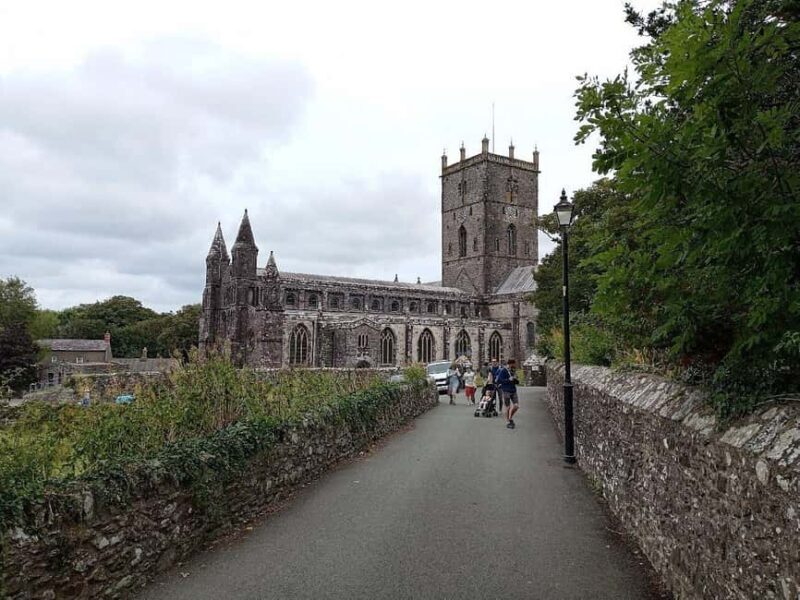 Cardiff: Pembrokeshire Coast & St. Davids Private Voyage - Key Points