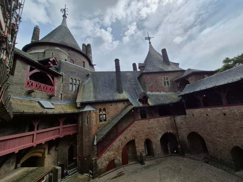 Cardiff: Private Caerphilly & Castell Coch Castle Voyage - FAQs