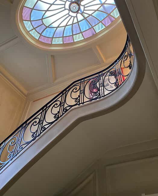 Caroline Dufour Champagne Sabrage in Reims - Cuvée Blanc de Blancs - What You Can Expect