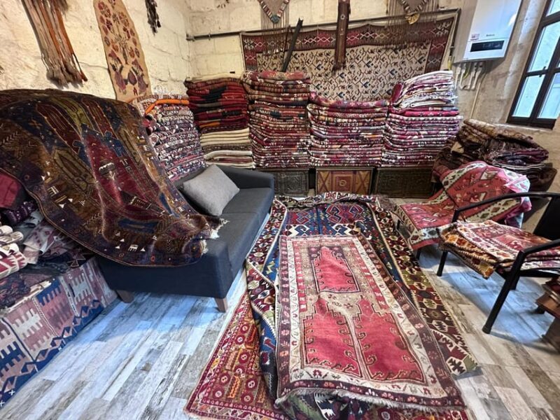 Carpet & Kilim Info and Demo - Deep Dive into the Experience