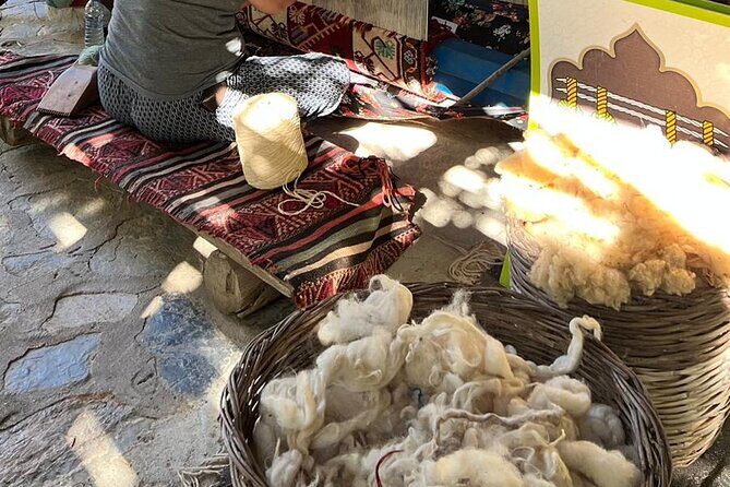 Carpet Weaving Art Lessons & Experience - Who Would Love This?