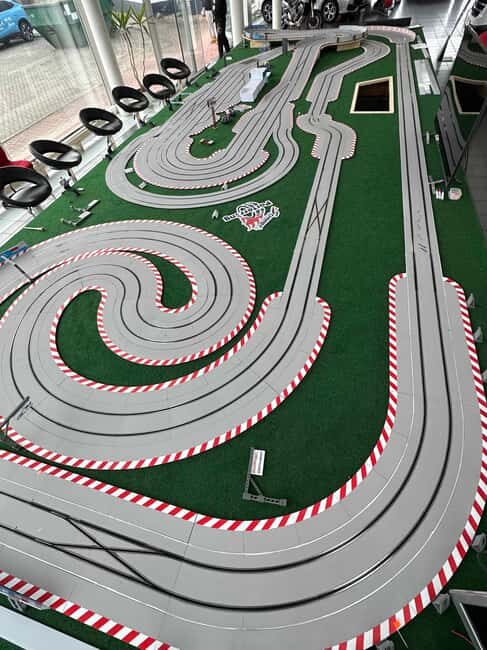 Carrera Digital Track 43m - Drive your own team race - The Pricing and Value