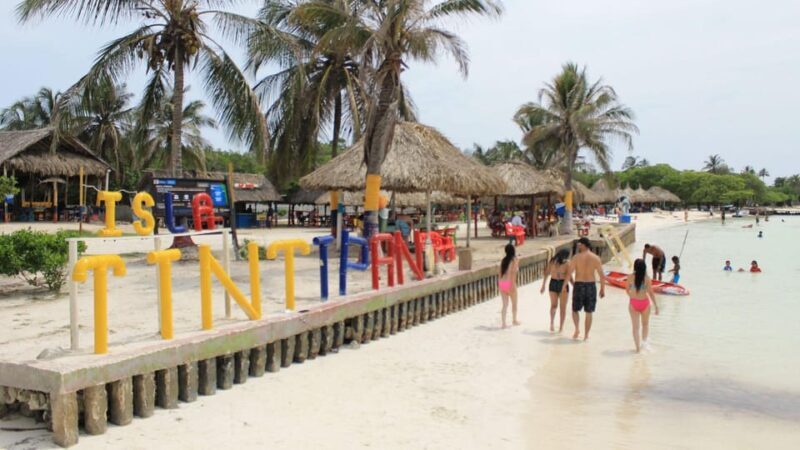 cartagena: Mucura and Santa Cruz Islands Tour spectacular - What Travelers Are Saying