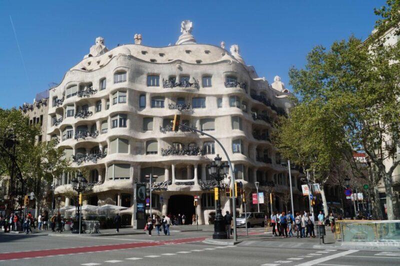 Casa Batllo Fast-Track Tickets, Barcelona Architecture Tour - A Closer Look at the Tour Itinerary